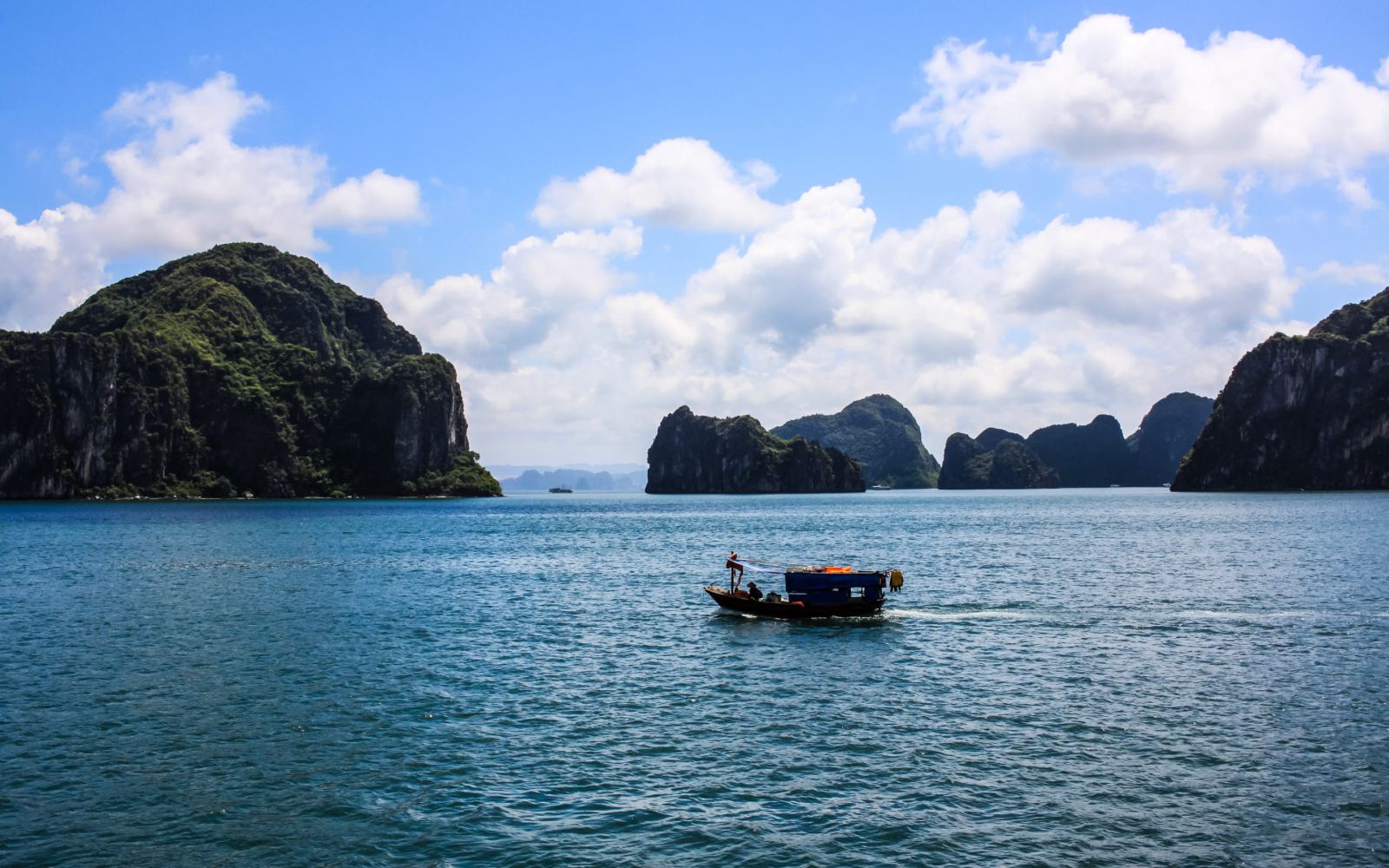 3 Days 2 Night Halong Bay - Free pick up / drop off Hanoi 