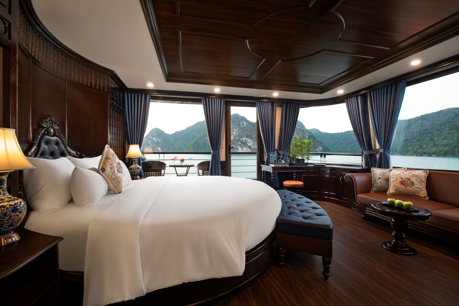 Luxury-Halong-Bay Cruise-2 days 1 night La Casta Cruise