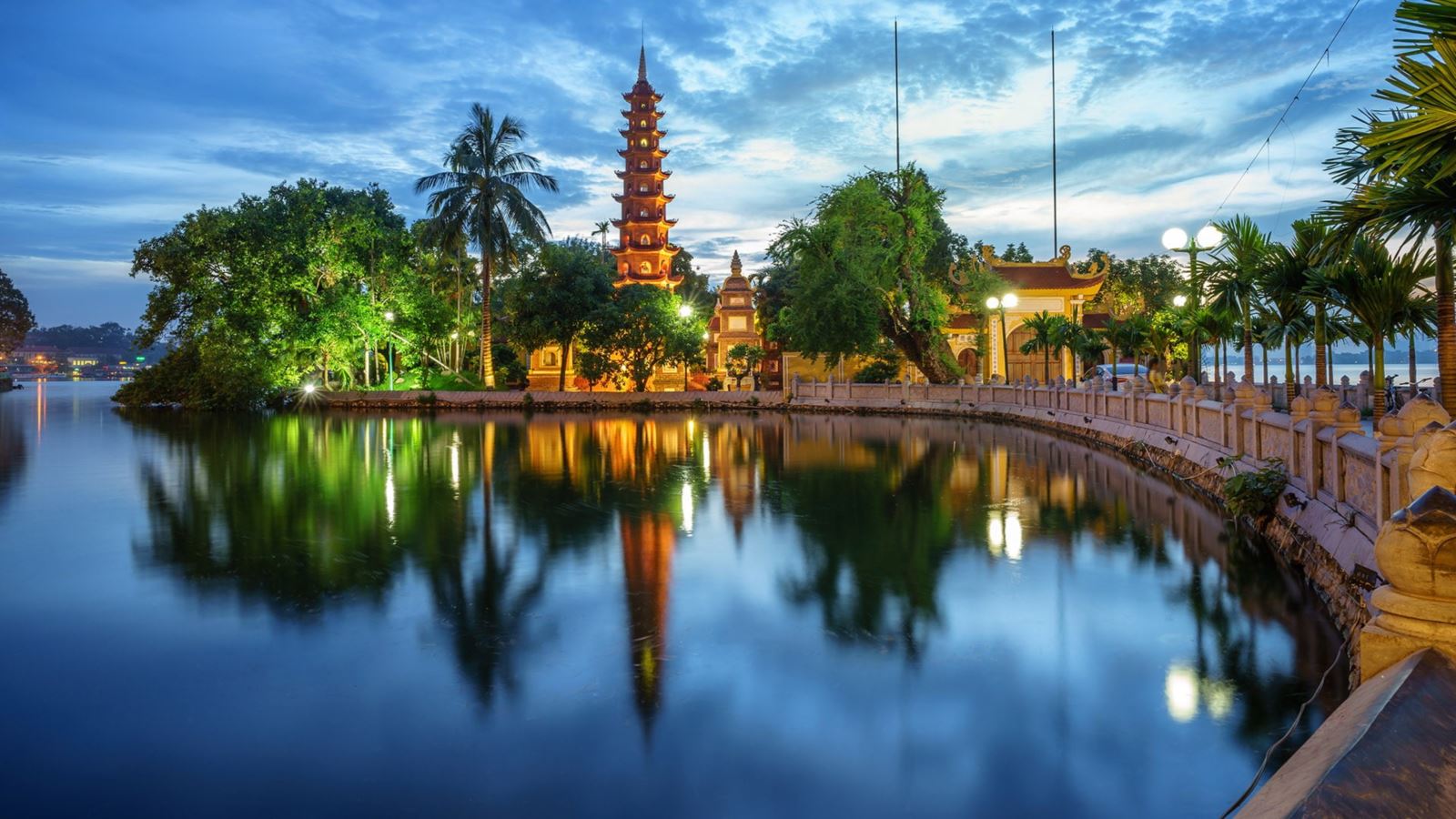 Tran Quoc Pagoda - Hanoi