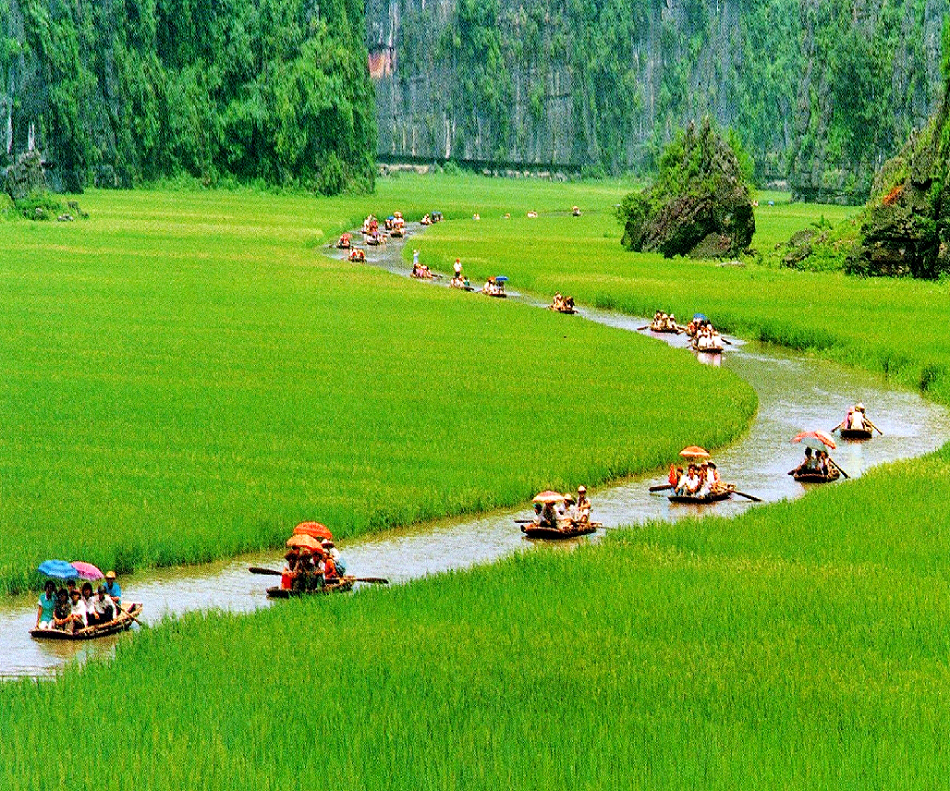 Amazing Vietnam 5 Days 4 Nights 