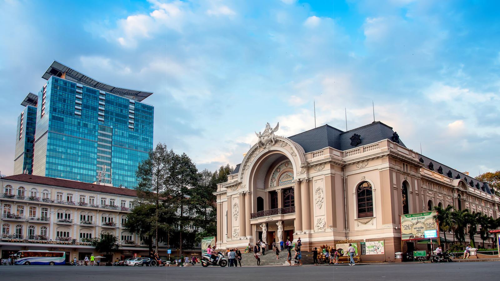 Municipal Theater 