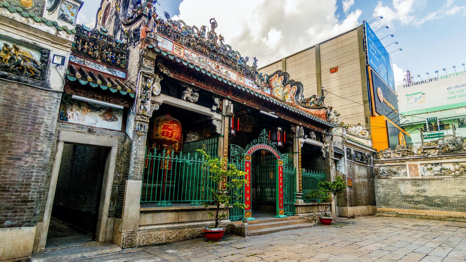 Jade pagoda in saigon