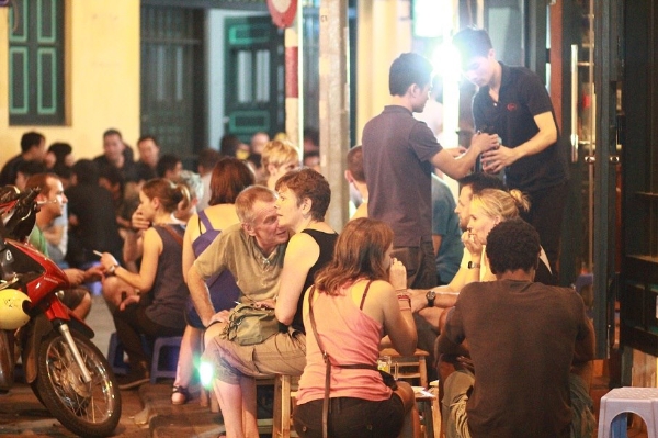 Night food street in Ho Chi Minh